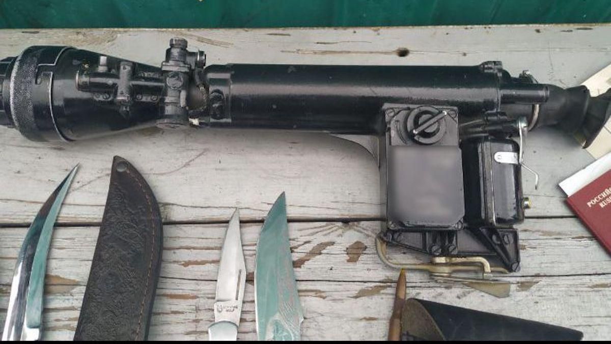 На кордоні з Росією затримали жінку зі снайперським прицілом у "рюкзаку сина" - Новини Луганська - 24 Канал На кордоні з Росією затримали жінку зі снайперським прицілом у "рюкзаку сина" - Новини Луганська - 24 Канал