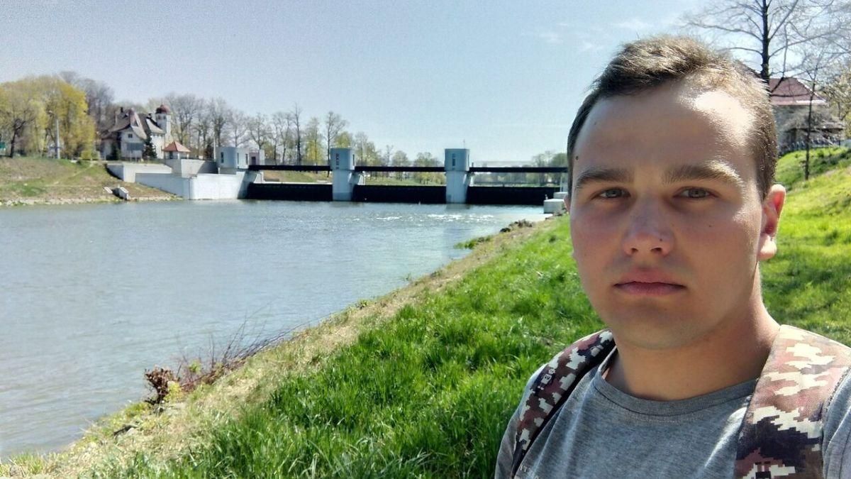 На обличчі були"тонни гриму": батько загиблого у Польщі українця розповів, як ховали сина - Україна новини - 24 Канал На обличчі були"тонни гриму": батько загиблого у Польщі українця розповів, як ховали сина - Україна новини - 24 Канал