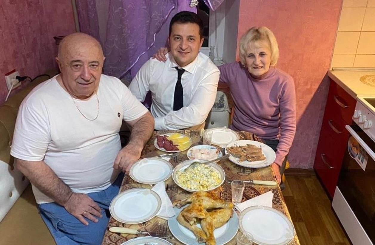 Сделайте лучше и не тявкайте, – отец Зеленского ответил критикам президента