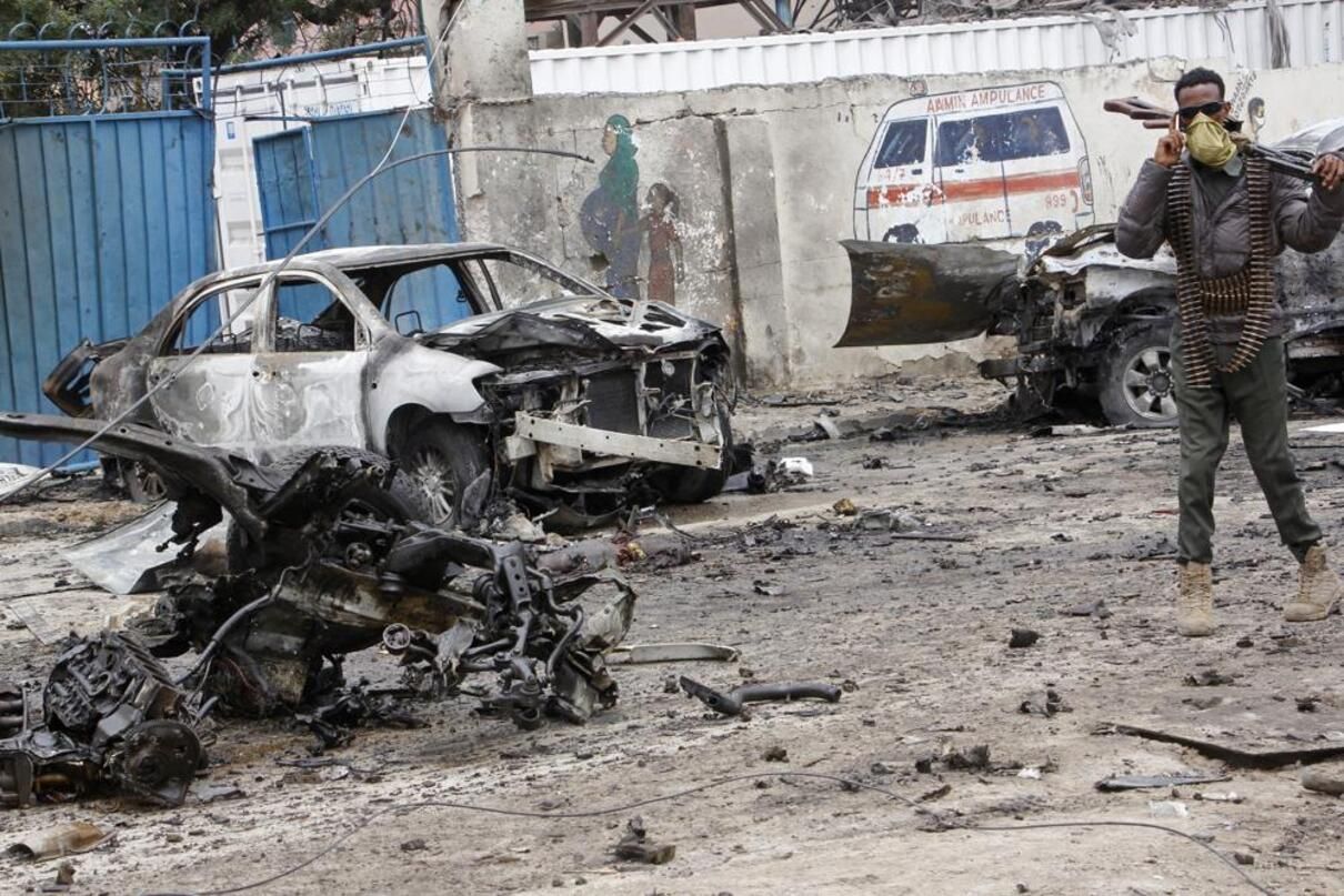 В Сомали возле президентского дворца взорвалось авто: 8 погибших