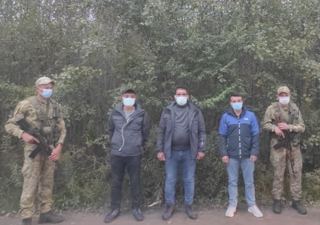 Прикордонники двічі за тиждень затримали на Львівщині мігрантів з Туреччини - Новини Львова сьогодні - Львів Прикордонники двічі за тиждень затримали на Львівщині мігрантів з Туреччини - Новини Львова сьогодні - Львів