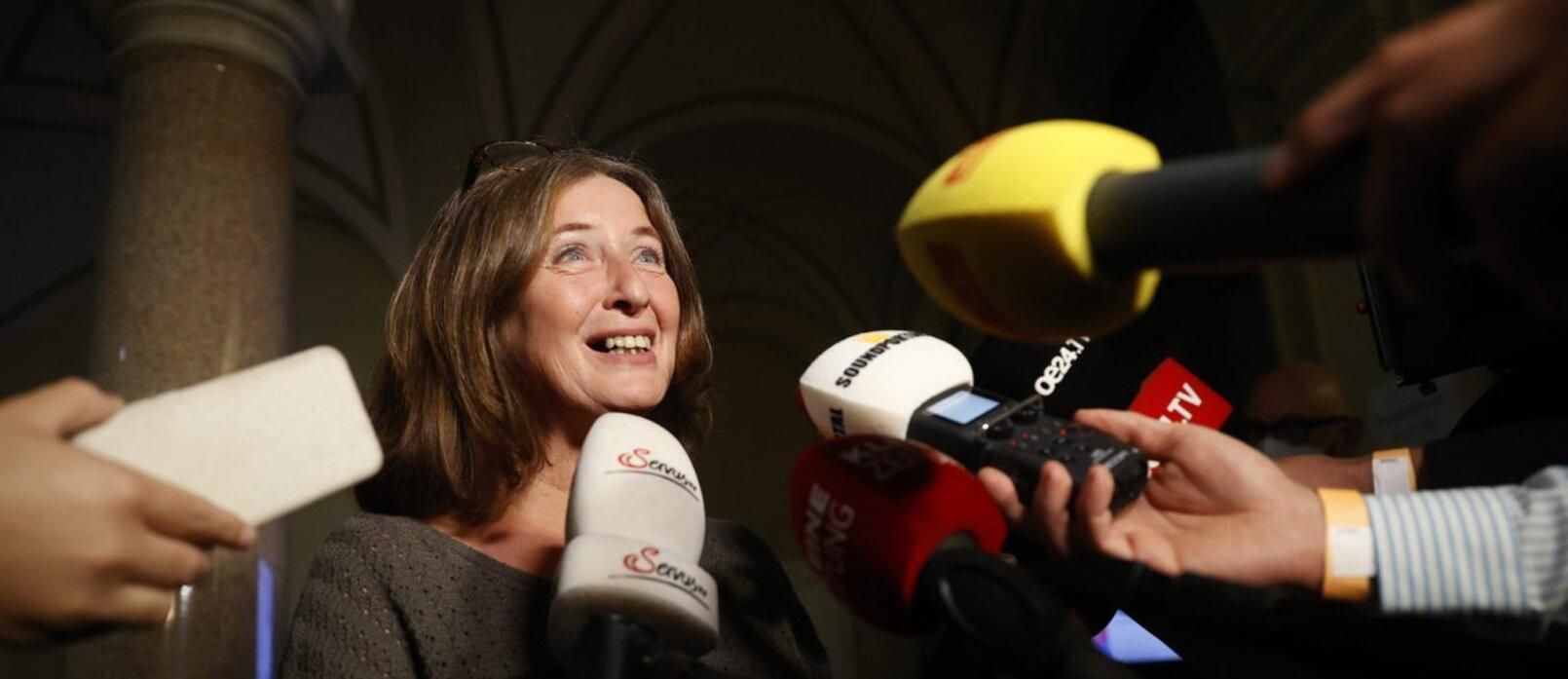 Оце так проголосували: комуністи перемогли на муніципальних виборах в Австрії - 24 Канал Оце так проголосували: комуністи перемогли на муніципальних виборах в Австрії - 24 Канал