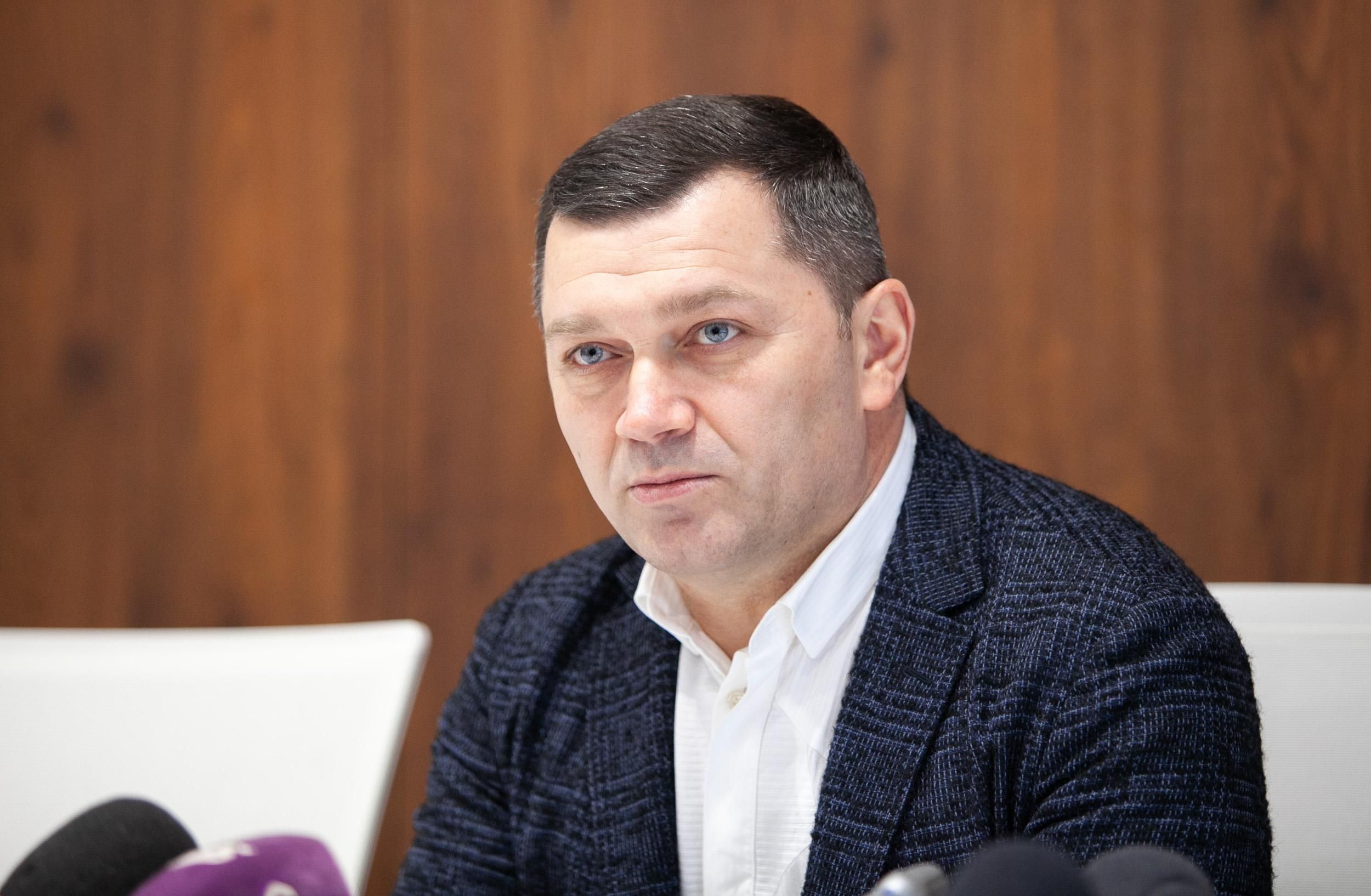 Поворозник позивається до Бахматова через безпідставні звинувачення Поворозник позивається до Бахматова через безпідставні звинувачення