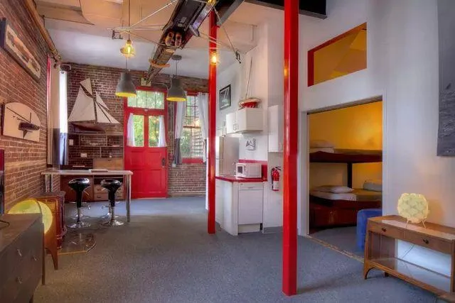 В США продають пожежну частину В США продають пожежну частину