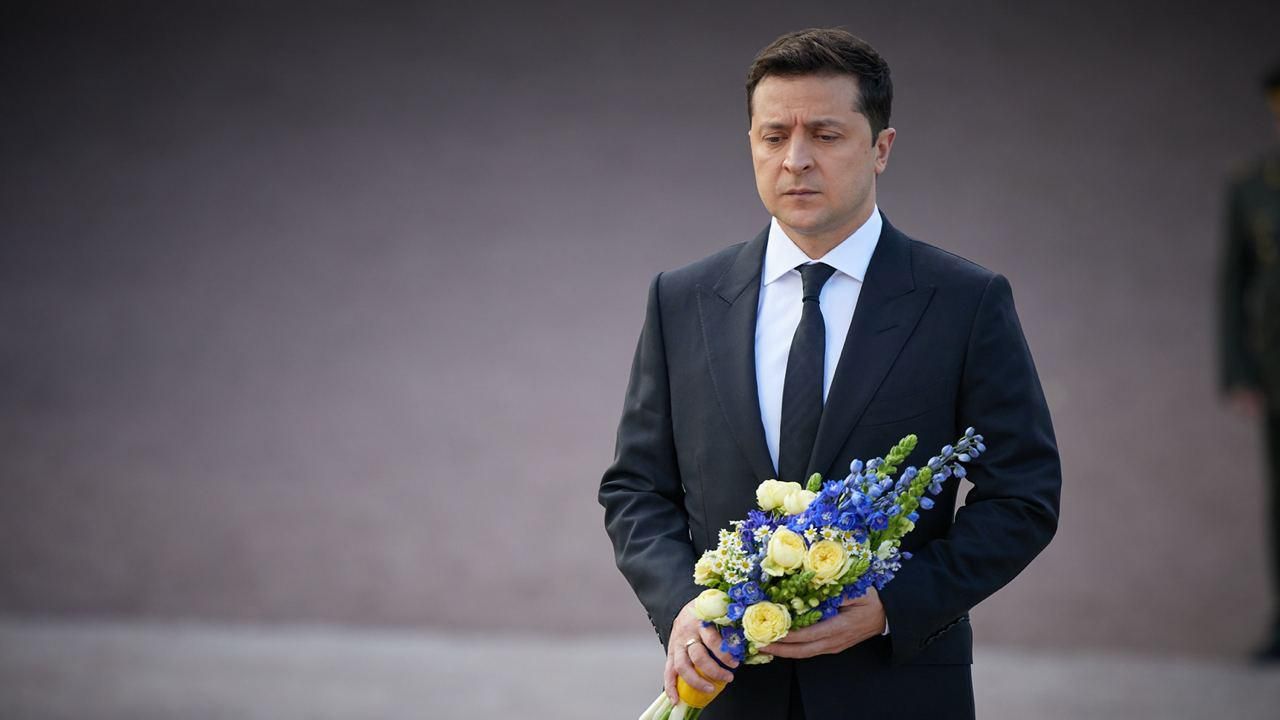 Два слова, за которыми миллионы искалеченных судеб, – Зеленский почтил память жертв в Бабьем Яре Два слова, за которыми миллионы искалеченных судеб, – Зеленский почтил память жертв в Бабьем Яре