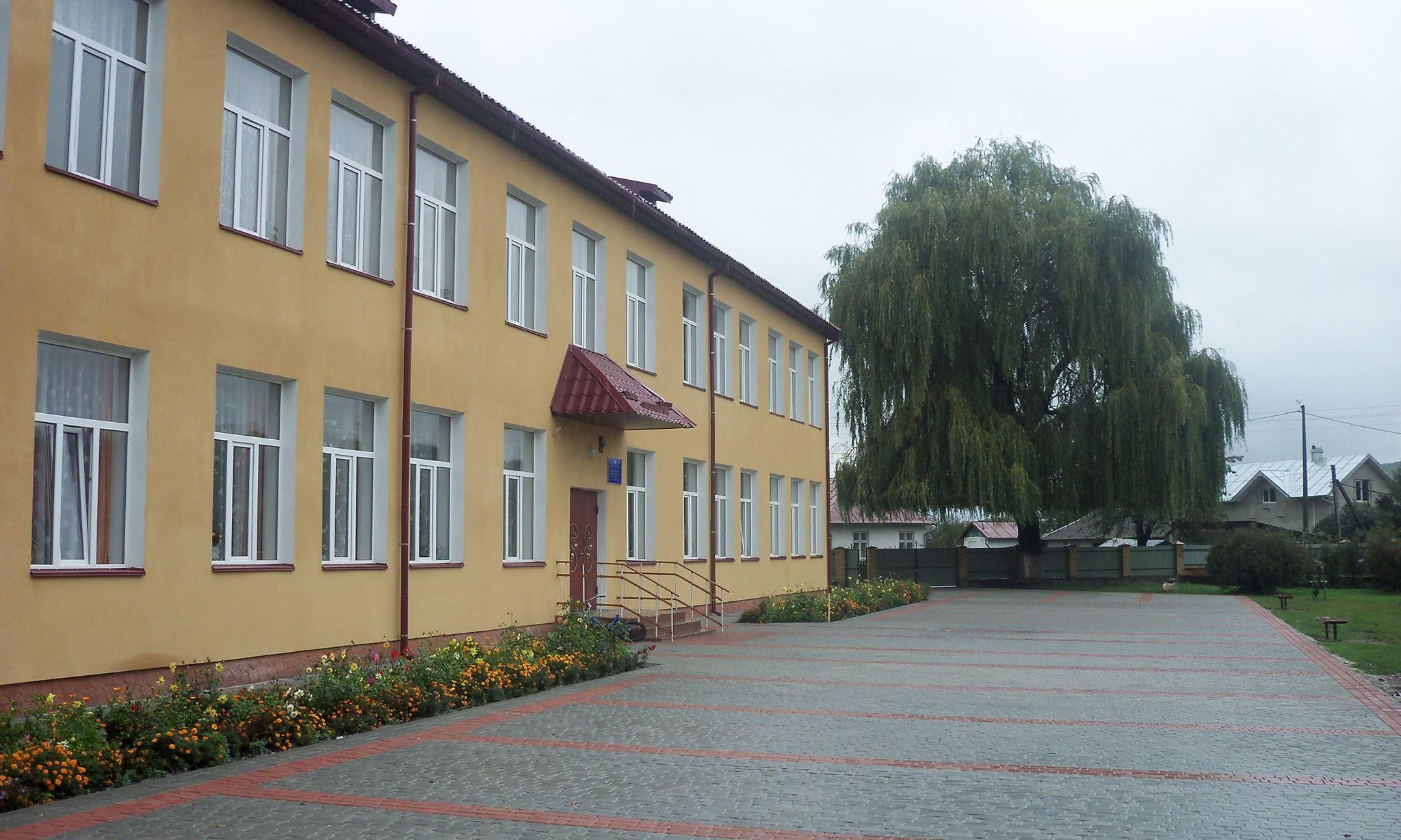 Гімназія на Івано-Франківщині отримає 1 мільйон гривень за вакцинацію 100% працівників - Новини Івано-Франківська - Освіта Гімназія на Івано-Франківщині отримає 1 мільйон гривень за вакцинацію 100% працівників - Новини Івано-Франківська - Освіта