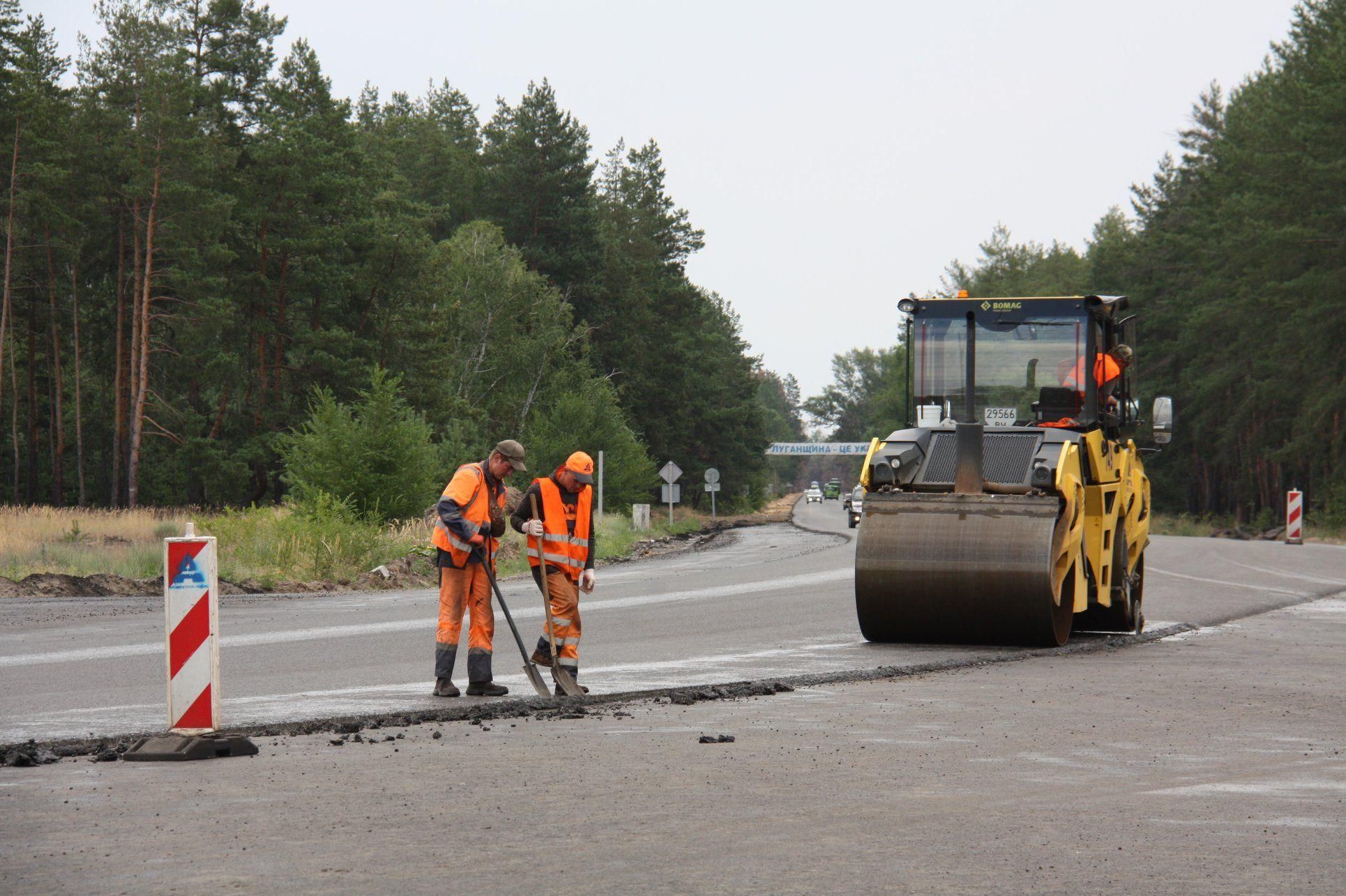 Важные инвестиции: за два года "Метинвест" отремонтировал почти 60 тысяч квадратных метров дорог