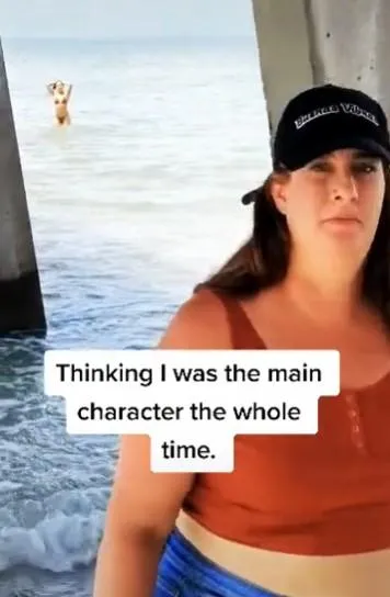 Жена думала, что муж снимает именно ее на видео Жена думала, что муж снимает именно ее на видео