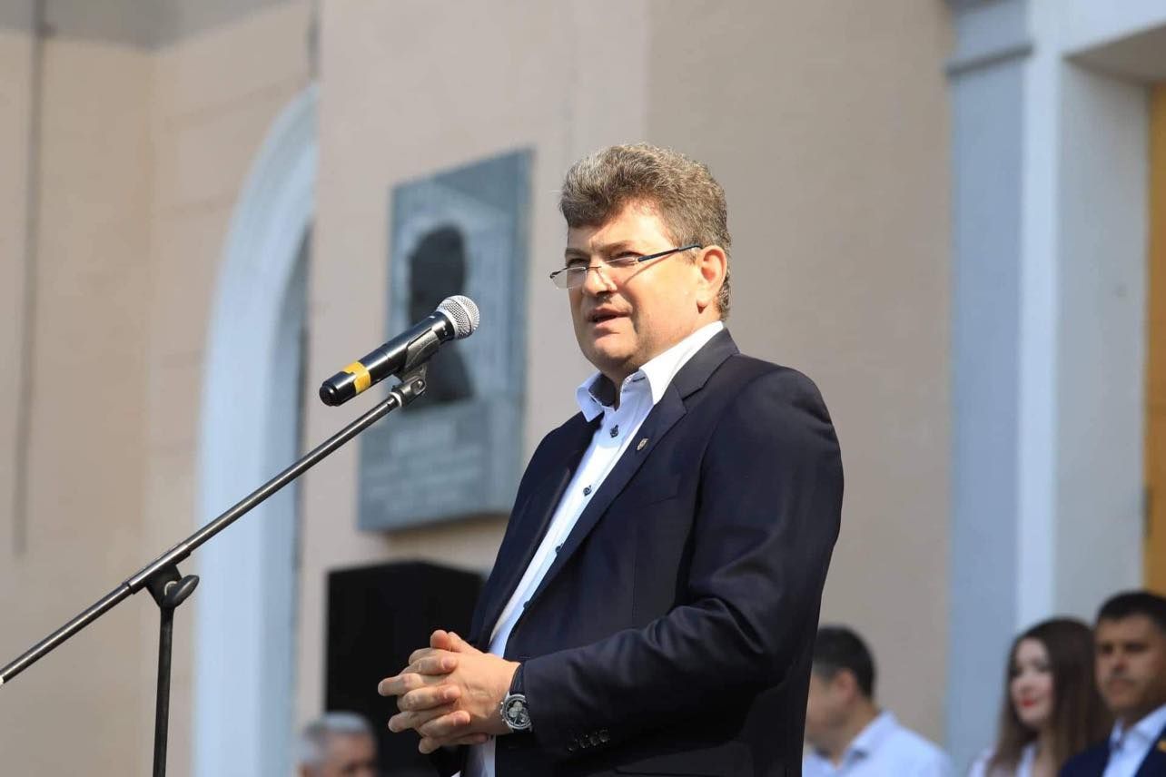 Мэр Запорожья заявил, что уходит в отставку Мэр Запорожья заявил, что уходит в отставку