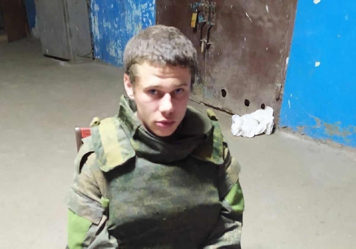 Травили российские кураторы: вооруженный боевик сдался украинским военным