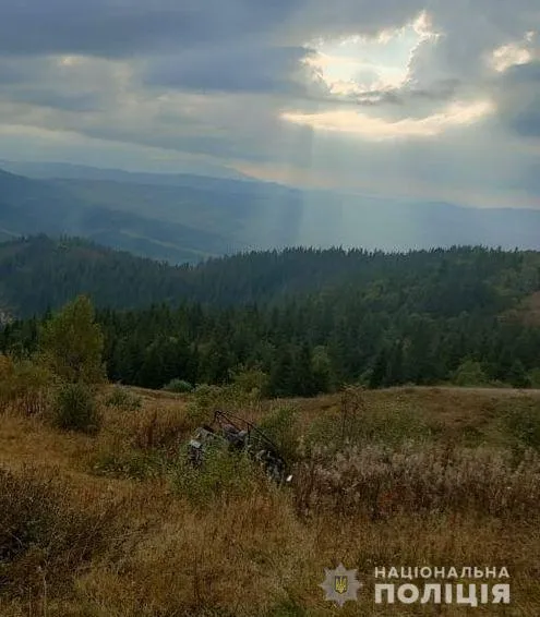 Моторошна ДТП у горах на Львівщині: п'яного водія затримали Моторошна ДТП у горах на Львівщині: п'яного водія затримали