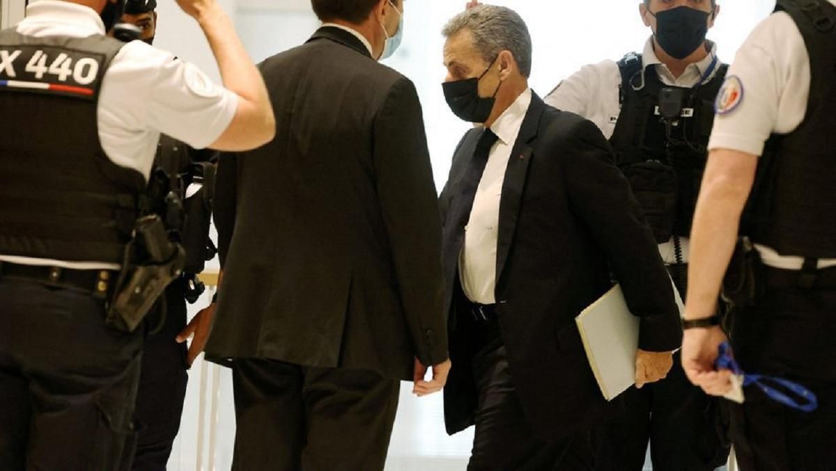 Саркози признали виновным по еще одному делу: превысил расходы на избирательную кампанию Саркози признали виновным по еще одному делу: превысил расходы на избирательную кампанию