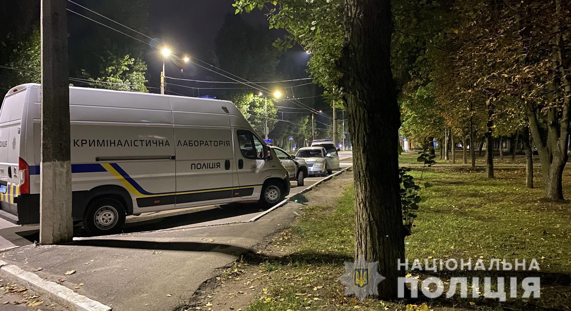 На Полтавщині чоловік з ножем напав на перехожих: один помер на місці - Новини Кременчука - 24 Канал