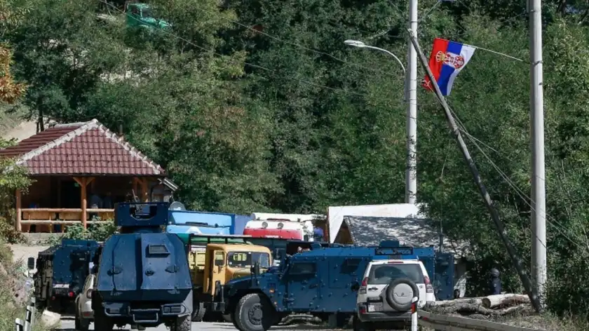 Косово и Сербия договорились о деэскалации: на пункты пропуска зайдут силы НАТО