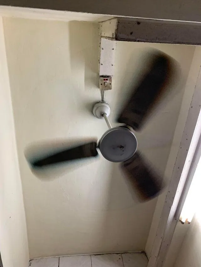 Яким чином вимикати цей вентилятор?