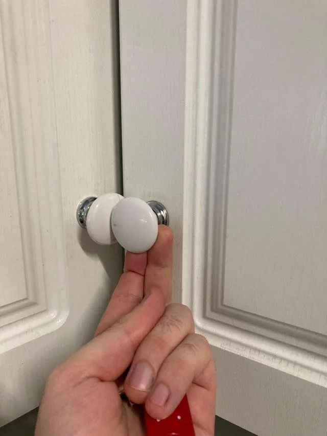 Відкрити шафку – місія нездійсненна Відкрити шафку – місія нездійсненна