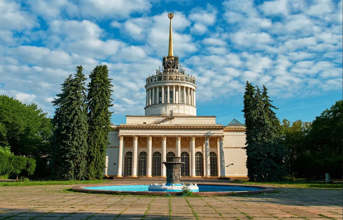 У ВДНГ запрошують на екскурсію У ВДНГ запрошують на екскурсію