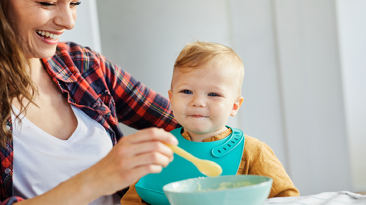 Якісне дитяче харчування: як вибрати корисні каші для першого прикорму малюка - 24 Канал