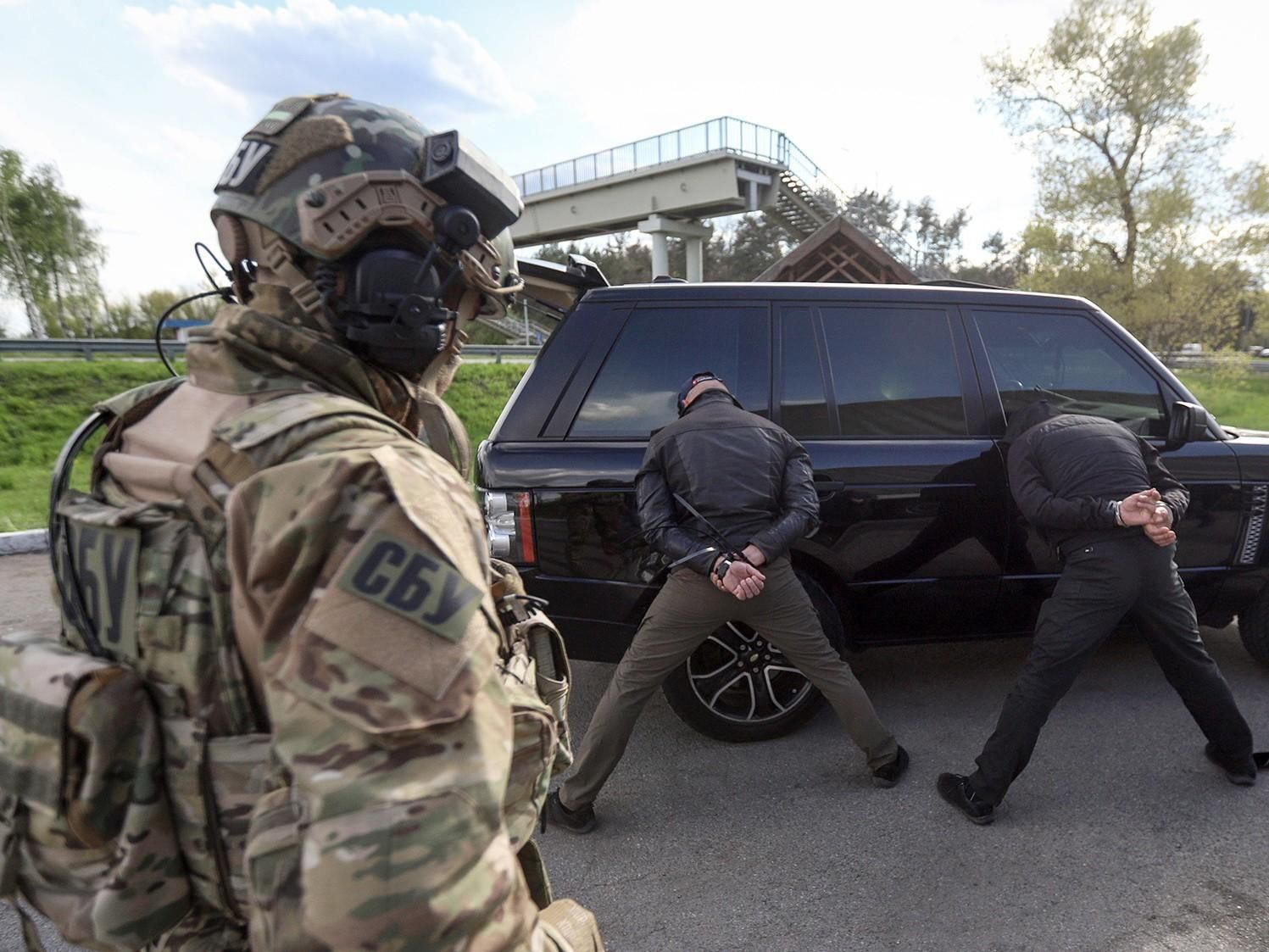 Передавав секретні дані: експосадовцю РНБО висунули обвинувачення в держзраді - Україна новини - 24 Канал Передавав секретні дані: експосадовцю РНБО висунули обвинувачення в держзраді - Україна новини - 24 Канал