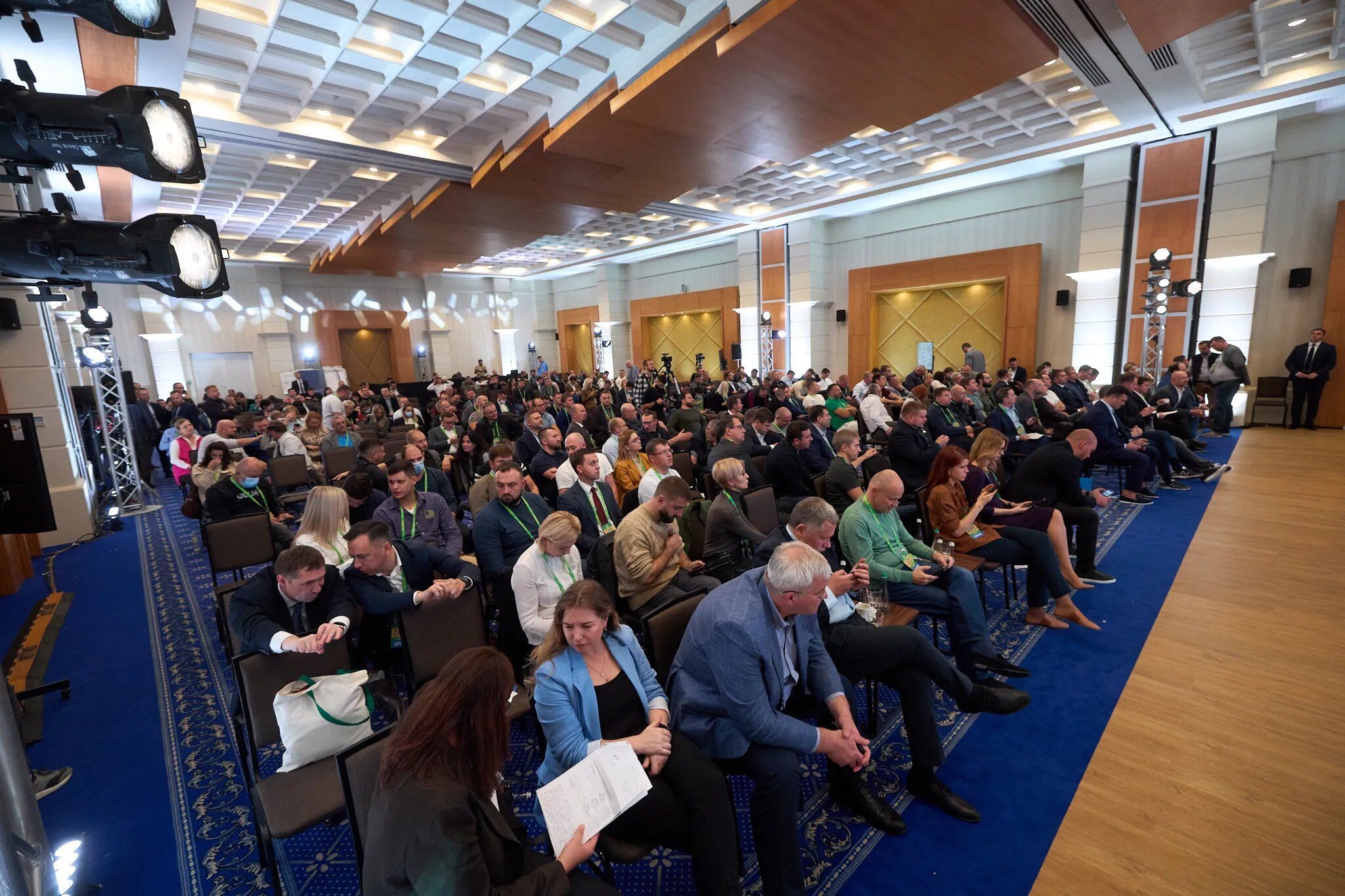 "Слугам по заслугах": хто отримав партійні "Оскари" й кого нагородили гарбузами - Новости Львов - 24 Канал "Слугам по заслугах": хто отримав партійні "Оскари" й кого нагородили гарбузами - Новости Львов - 24 Канал