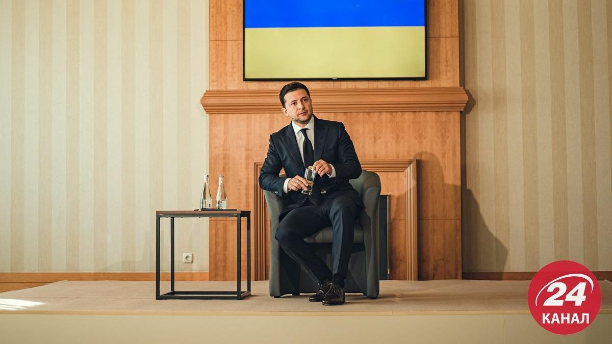 Разумков, Саакашвили и разговор с Путиным: главное из брифинга Зеленского в Трускавце