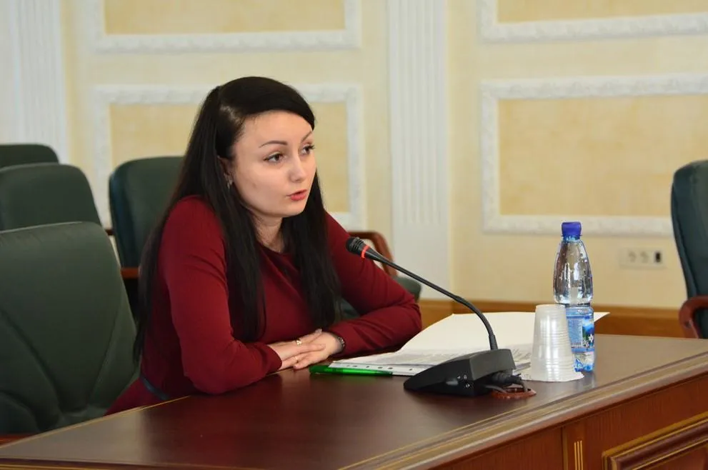 Степанова Степанова