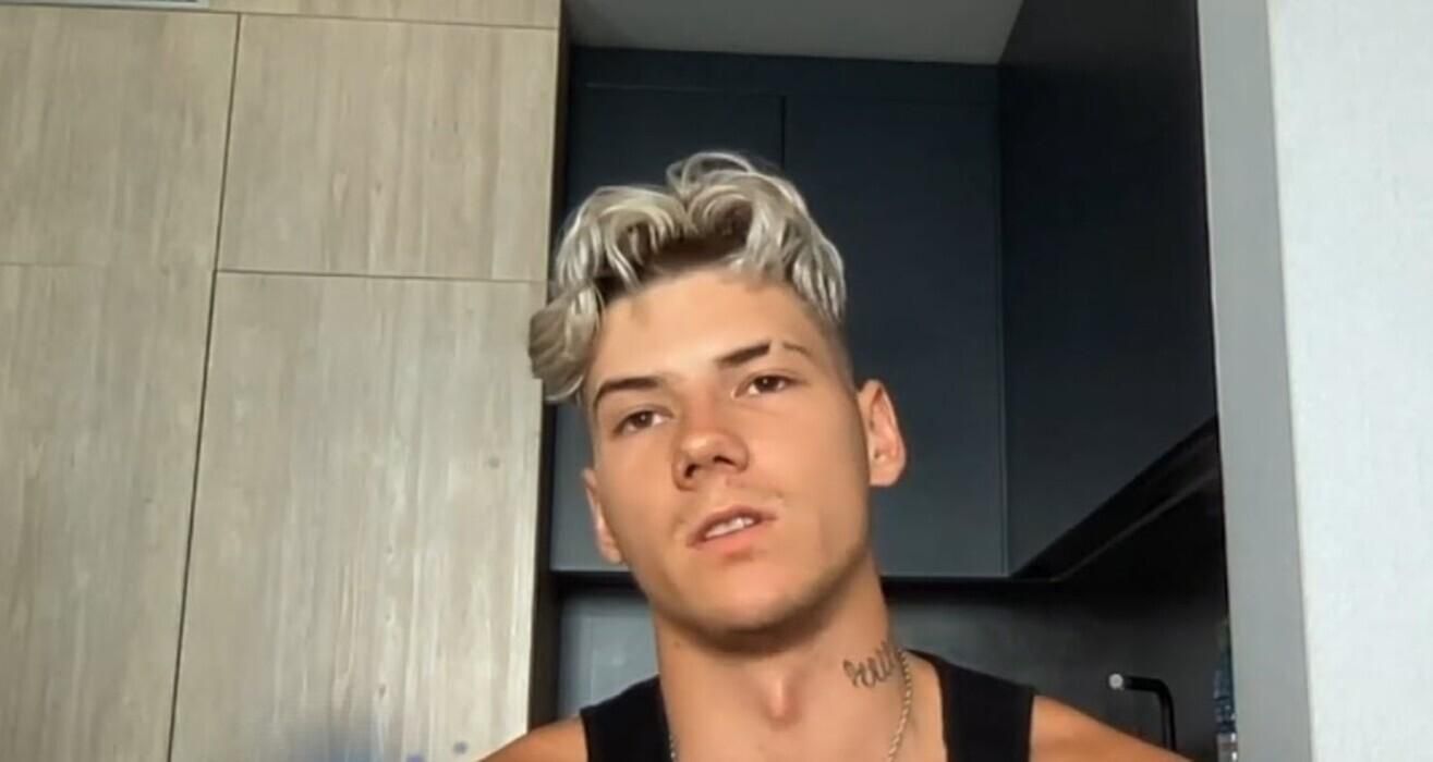 З'явилося повне відео затримання скандального блогера Волошина поліцією Києва - Новини Києва - Київ З'явилося повне відео затримання скандального блогера Волошина поліцією Києва - Новини Києва - Київ