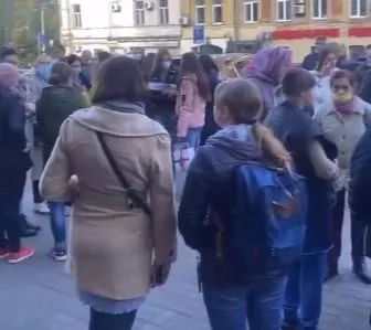 Студентів і викладачів НПУ Драгоманова евакуювали через повідомлення про мінування