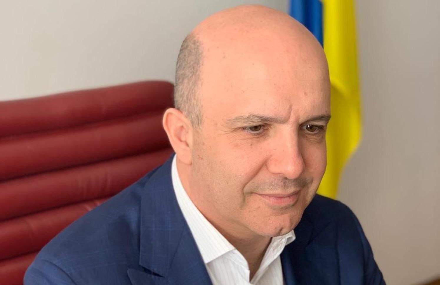 СМИ сообщили, что Абрамовский написал заявление об отставке: министр опроверг СМИ сообщили, что Абрамовский написал заявление об отставке: министр опроверг