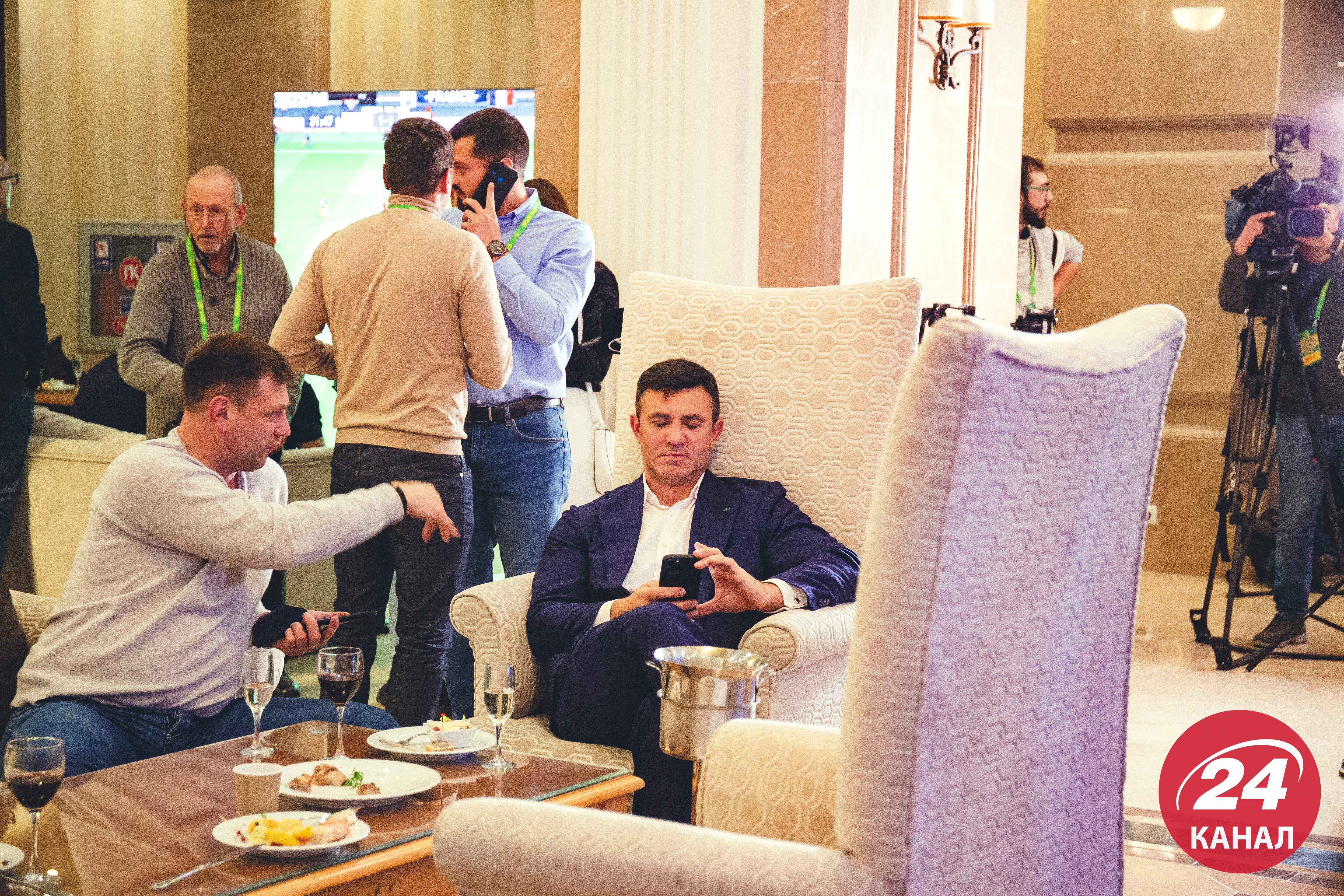 "Большая фракция" в Трускавце: как работали и развлекались "слуги народа" на Львовщине "Большая фракция" в Трускавце: как работали и развлекались "слуги народа" на Львовщине