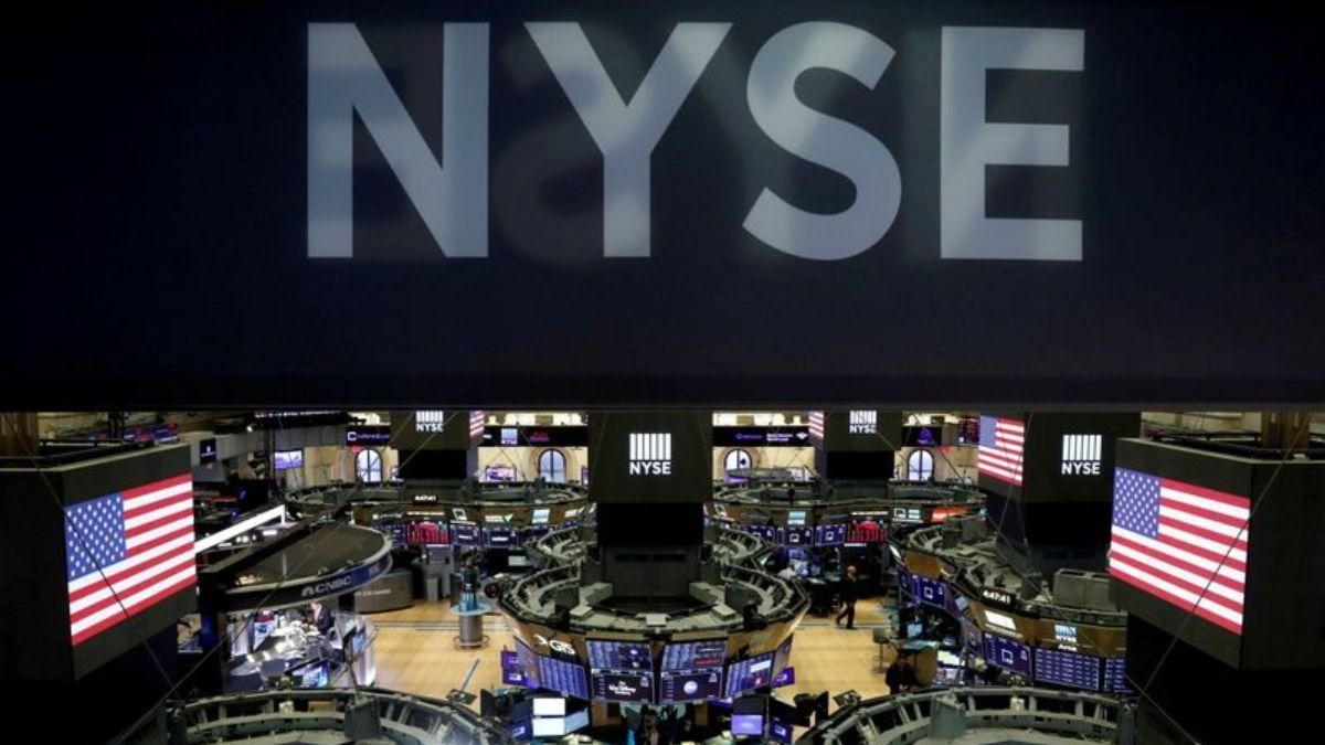 Акции NASDAQ упали из-за сбоев в работе соцсетей