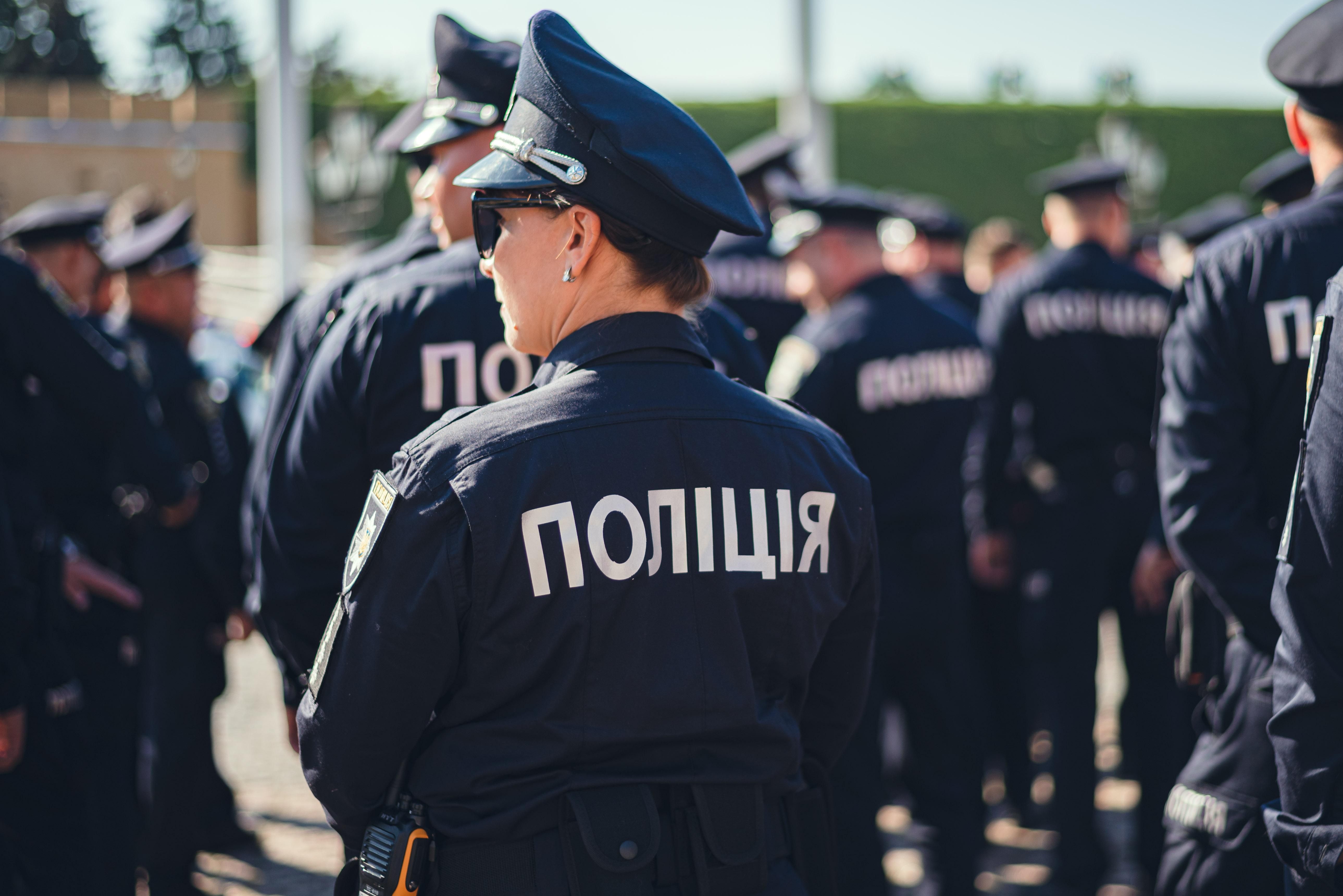 Українцям потрібна зброя для самозахисту: чи є сенс дзвонити копам, якщо їх убивають - Новини Чернігова - 24 Канал