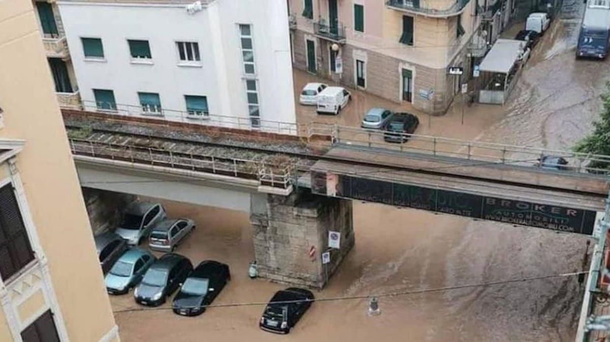 Ливни и наводнения затопили север Италии: дороги закрывают, местные выборы – под угрозой срыва - 24 Канал