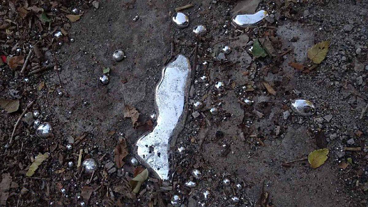 Килограмм ртути лежал на улице: в Кривом Роге обнаружили опасный металл под открытым небом