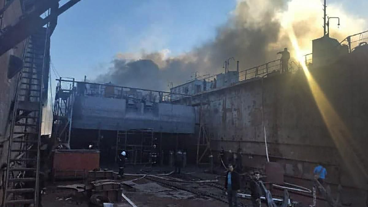 Загорелся буксир в порту Одесской области: находился на ремонте