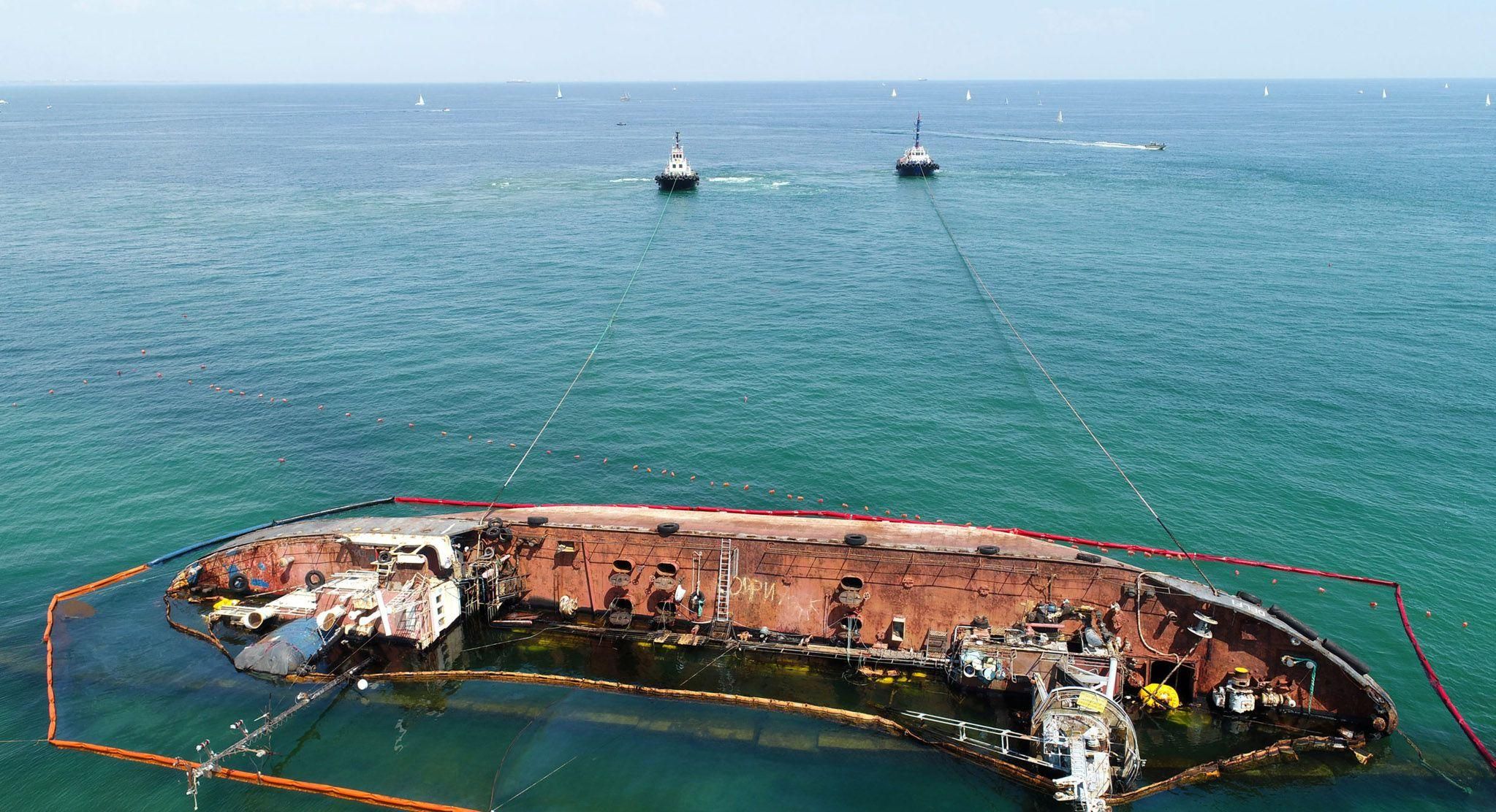 Авария танкера Delfi: пограничники опровергли версию прокуратуры