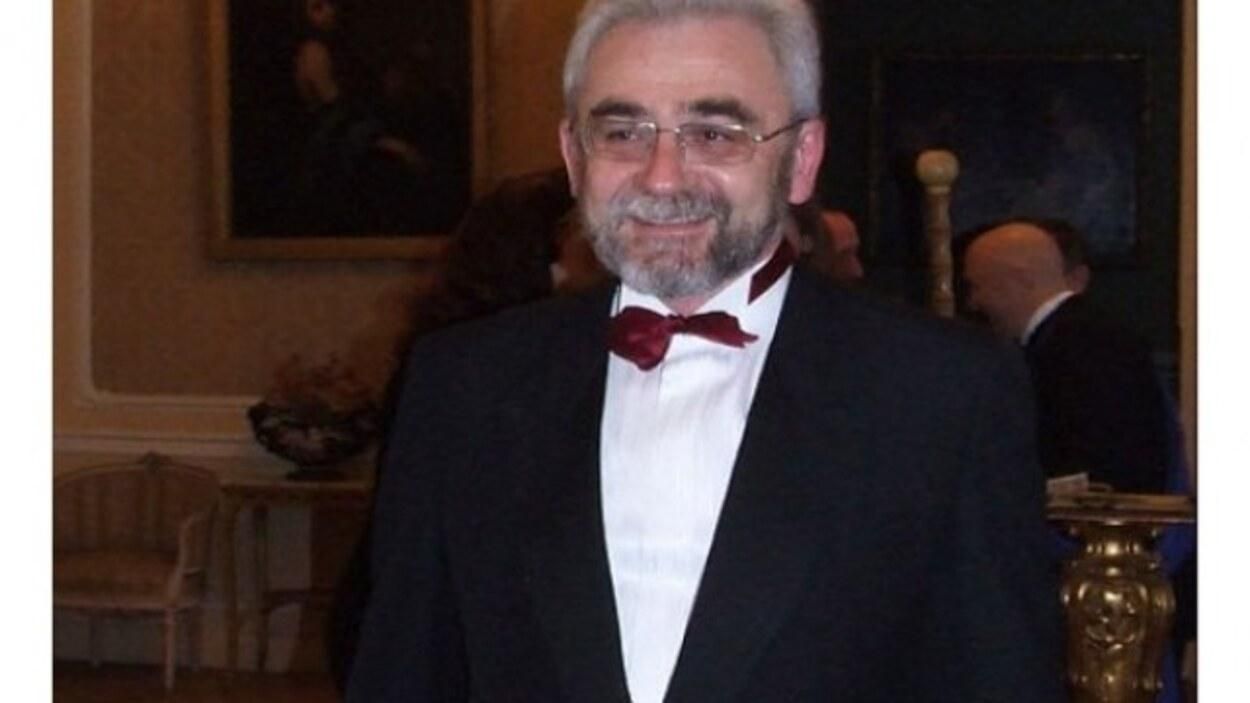 Во Львове умер известный общественный деятель Игорь Ожиивский Во Львове умер известный общественный деятель Игорь Ожиивский