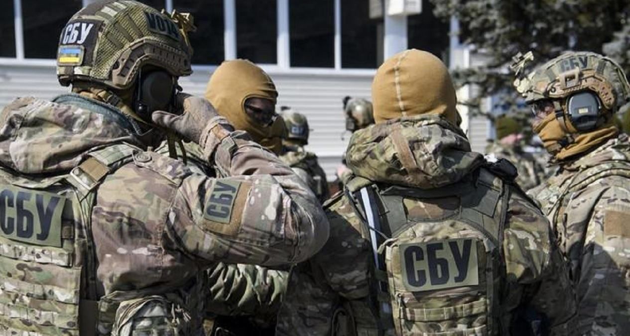 Готував теракти й підпал консульства на Закарпатті: СБУ викрила агента спецслужб Росії - Свіжі новини Луганська - 24 Канал Готував теракти й підпал консульства на Закарпатті: СБУ викрила агента спецслужб Росії - Свіжі новини Луганська - 24 Канал