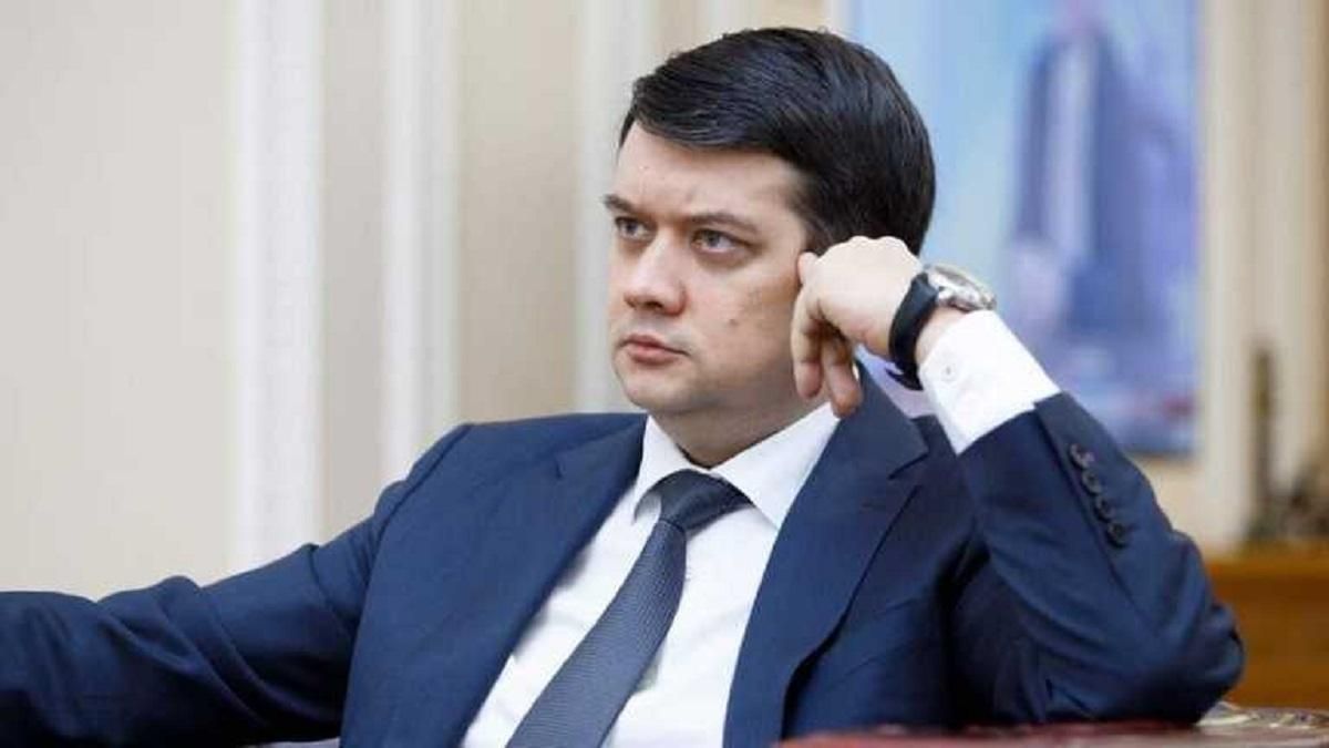 Гарно ставлюсь до подарунків, особливо до дешевих, - Разумков про відставку напередодні ДН - 24 Канал Гарно ставлюсь до подарунків, особливо до дешевих, - Разумков про відставку напередодні ДН - 24 Канал
