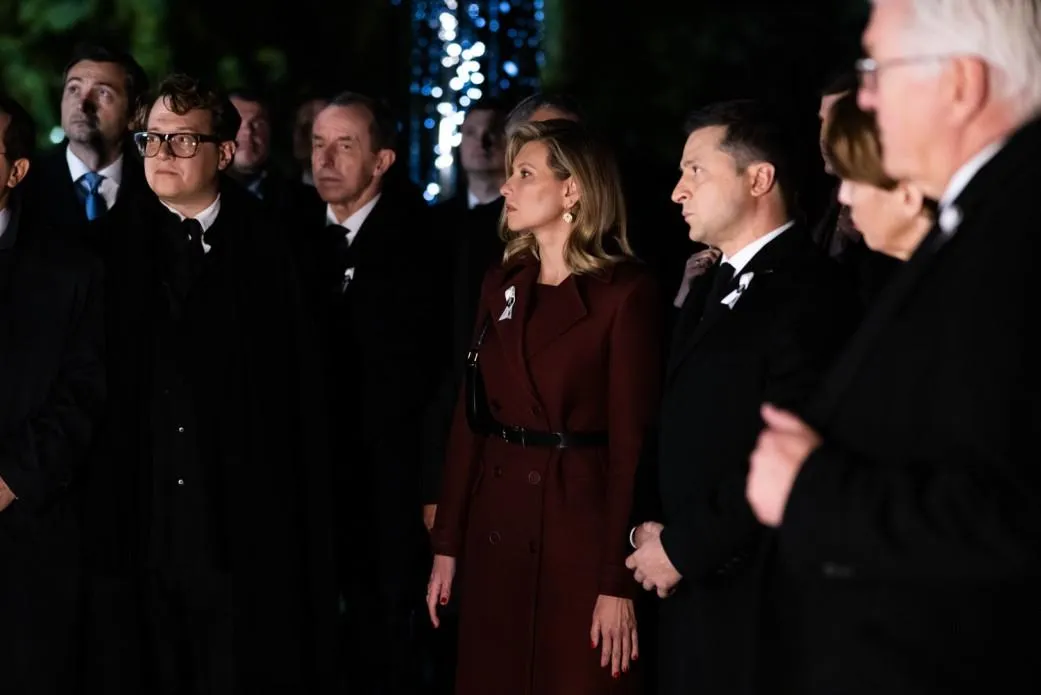 Олена та Володимир Зеленські на церемонії в Олена та Володимир Зеленські на церемонії в