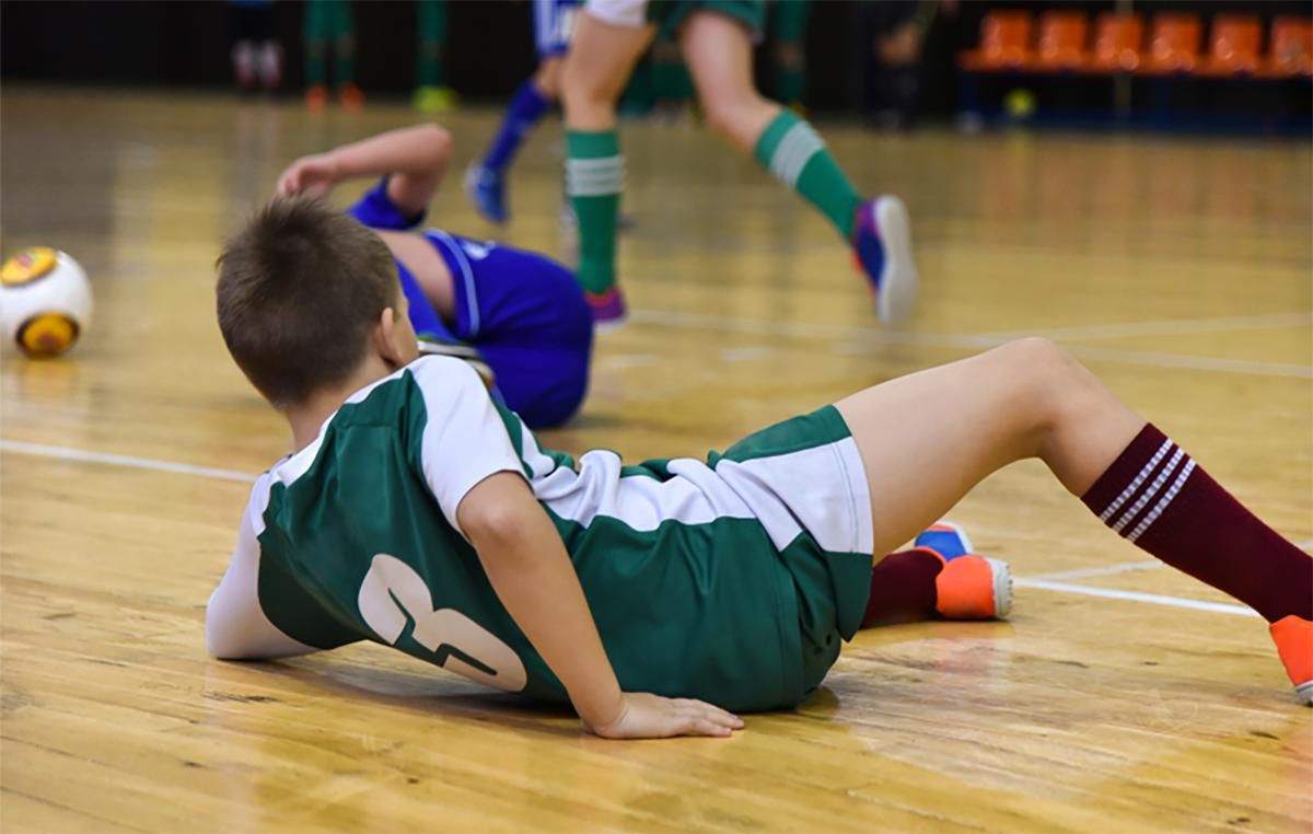 Ребенок травмировался на уроке: что надо знать родителям и как должна действовать школа Ребенок травмировался на уроке: что надо знать родителям и как должна действовать школа