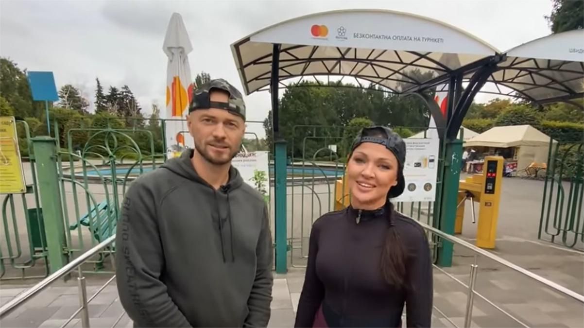 Влад Яма з дружиною розповіли, на яку мрію їм не вистачає грошей