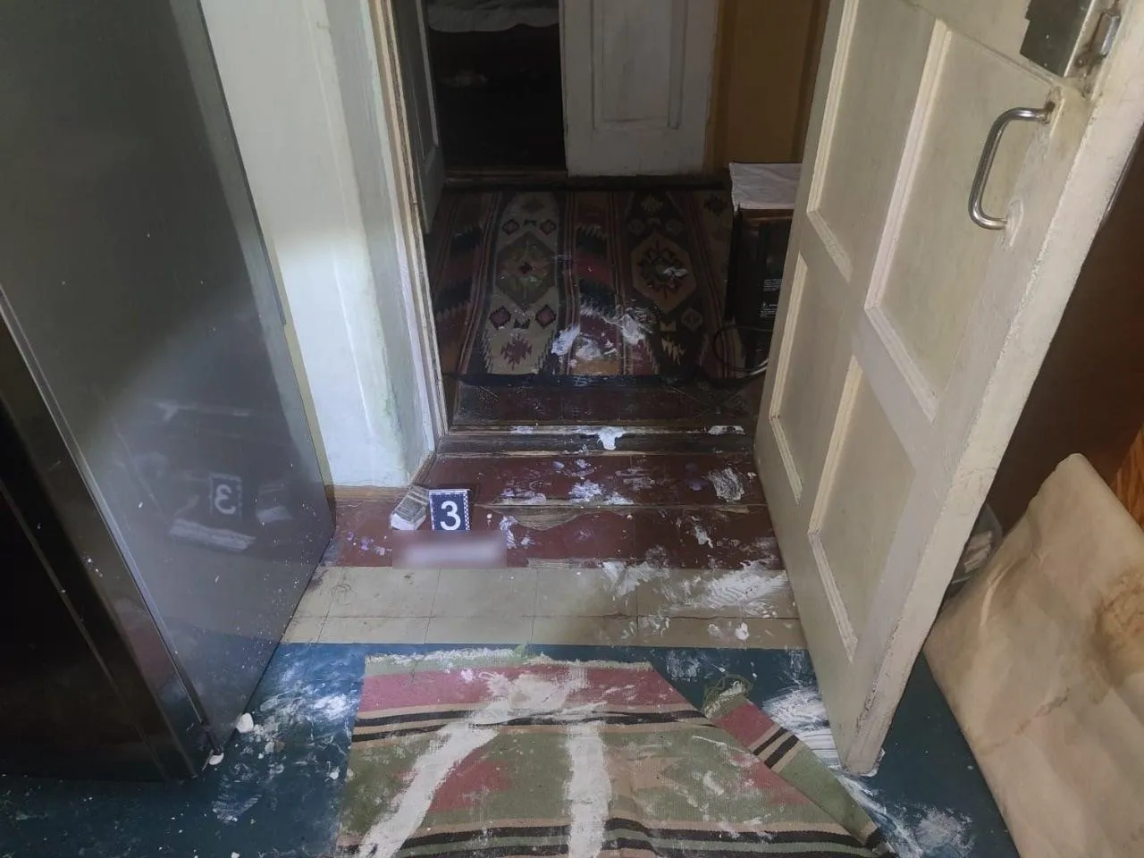 В Бучі таксист отримав удари ножем в груди та живіт, він заступився за вагітну В Бучі таксист отримав удари ножем в груди та живіт, він заступився за вагітну