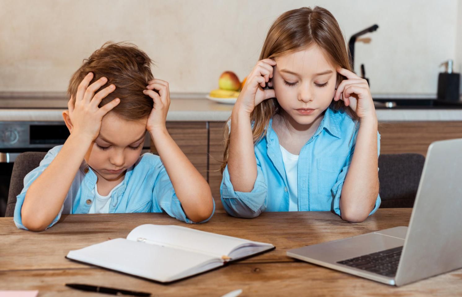 Львовские школы и вузы переходят на дистанционное обучение Львовские школы и вузы переходят на дистанционное обучение