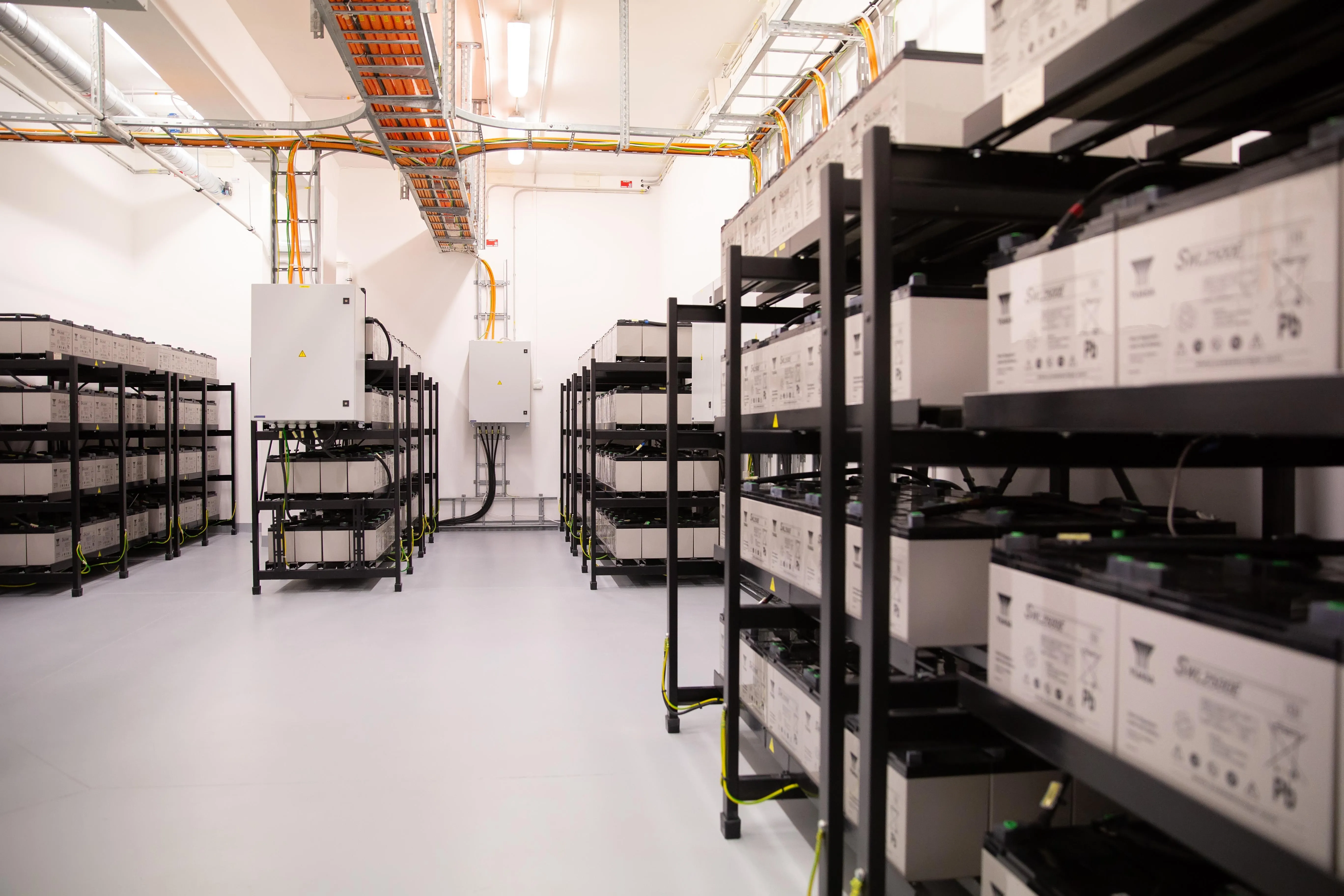 Акумулятори Акумулятори