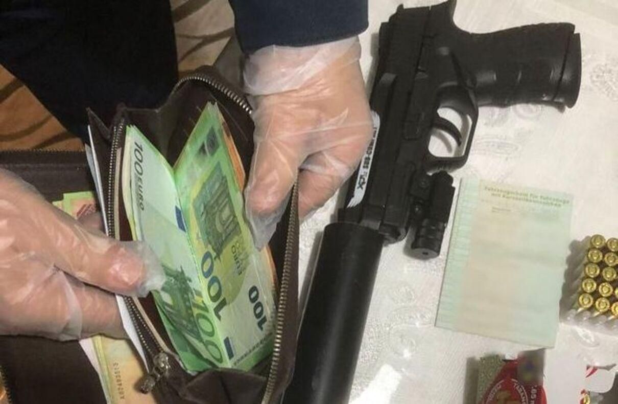 В Турции задержали 6 россиян с оружием: подозревают в шпионаже В Турции задержали 6 россиян с оружием: подозревают в шпионаже