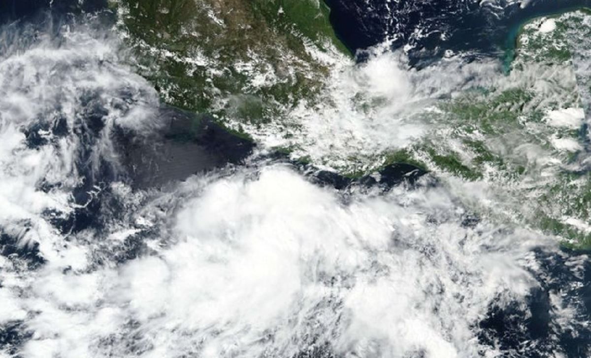Вблизи побережья Мексики сформировался тропический шторм Памела: есть угроза наводнений
