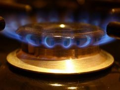 Газ до Угорщини: "Газпром" хоча назло мамі відморозити собі вуха
