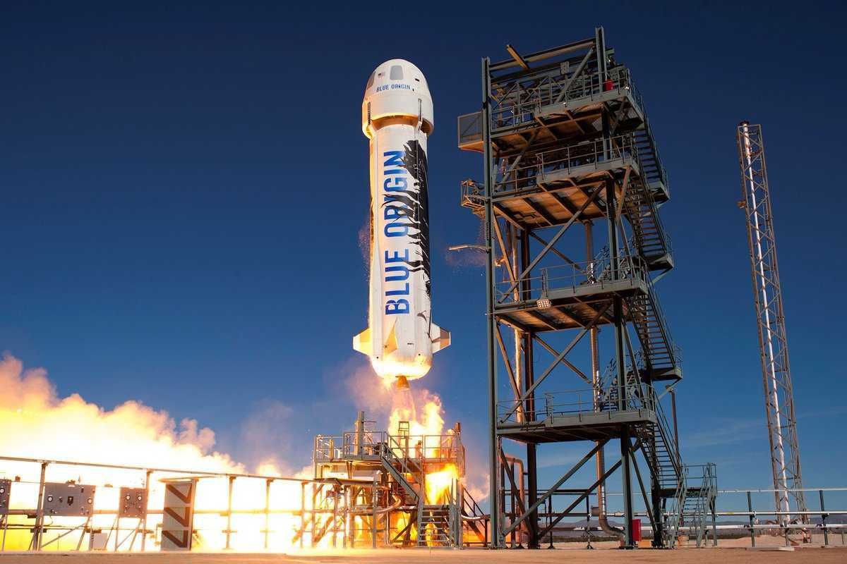 Blue Origin перенесла второй туристический полет корабля New Shepard: новая дата и причины