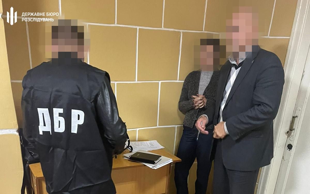 Работница налоговой на Днепровщине "не заметила" недоплаты 50 миллионов гривен от комбината Работница налоговой на Днепровщине "не заметила" недоплаты 50 миллионов гривен от комбината